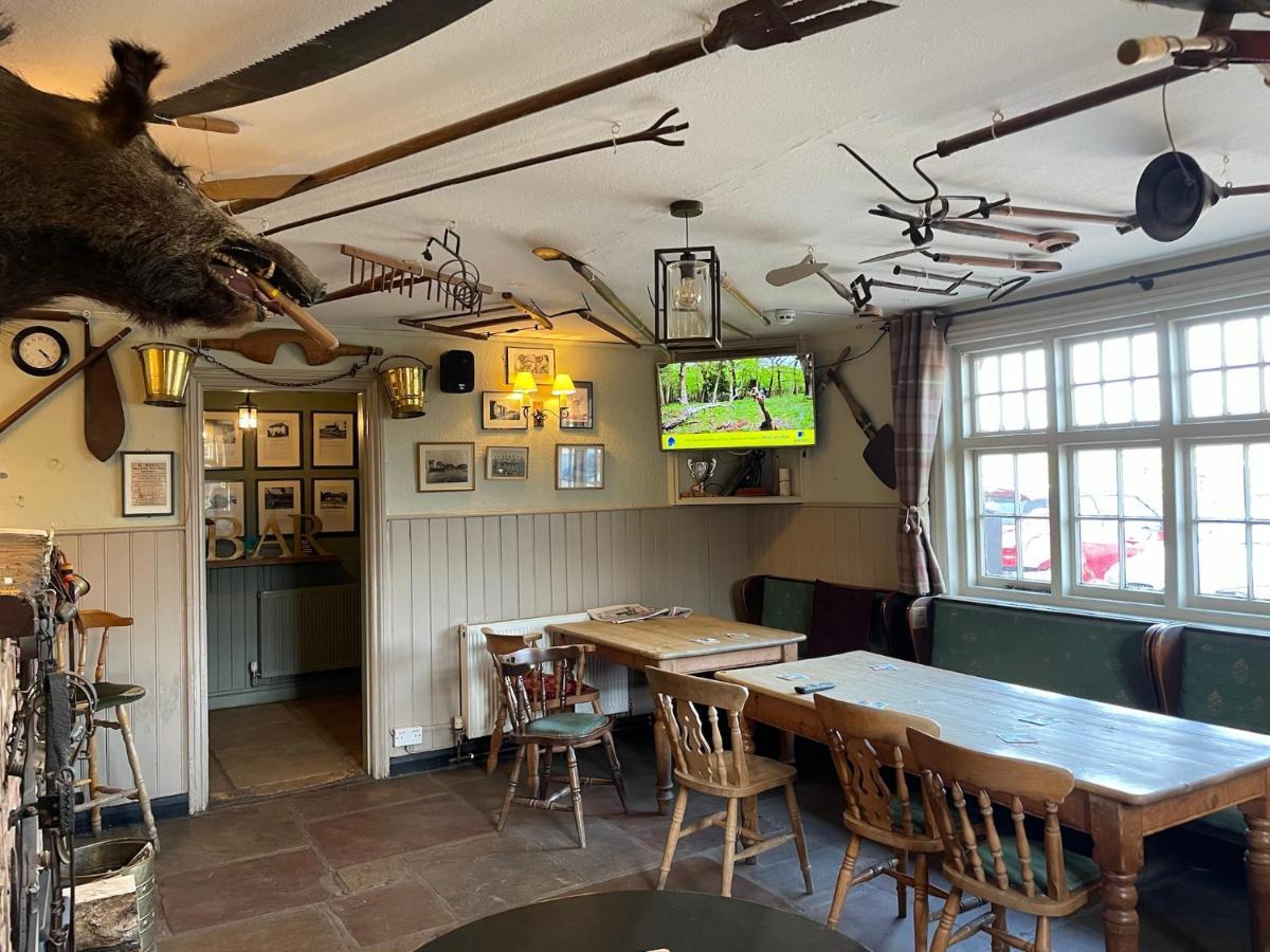 The Windmill Inn Horsham Extérieur photo